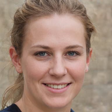 Елена Попова